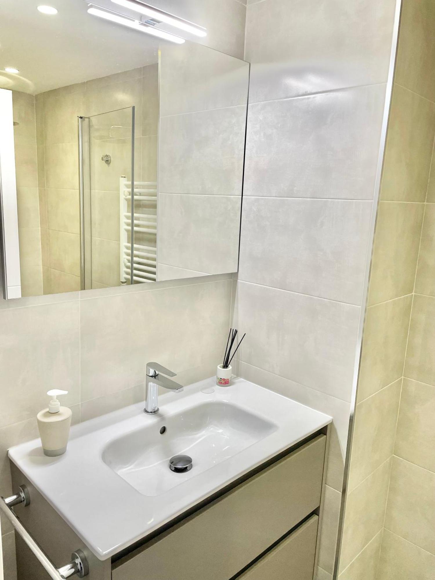 Apartamento San Lorenzo Playa. Vistas Al Mar. กิฮอน ภายนอก รูปภาพ